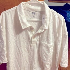 Men’s white Gap polo NWT